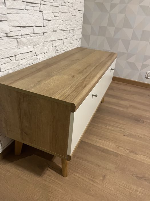 Szafka pod telewizor