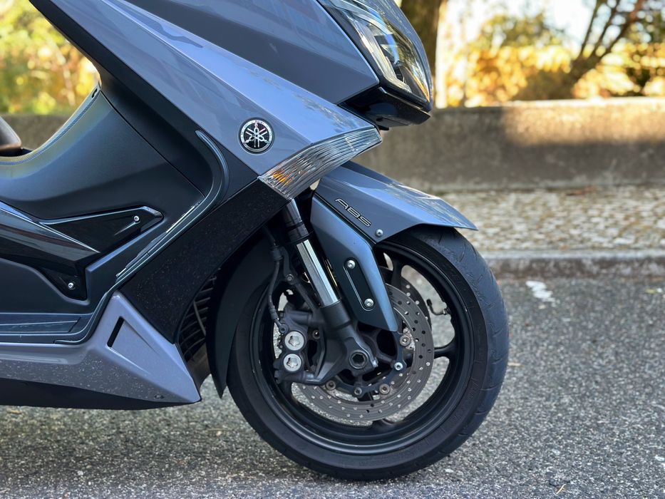Yamaha Tmax 530 Luxmax 2016