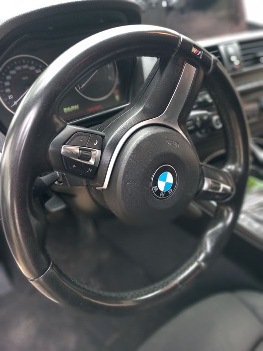 Serviços de automóvel