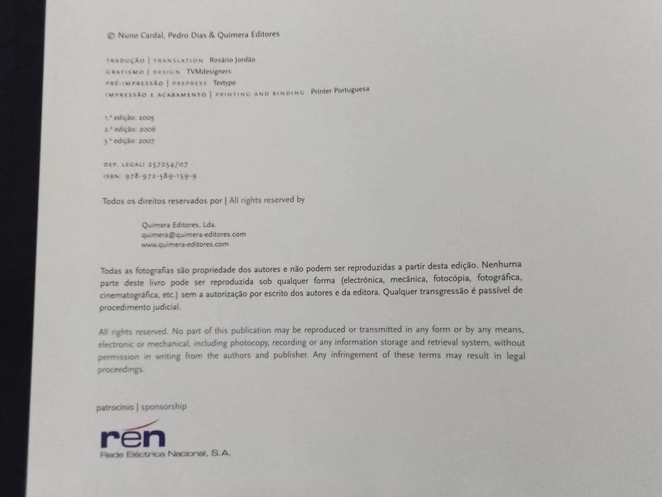 Illuminated PORTUGAL Iluminado