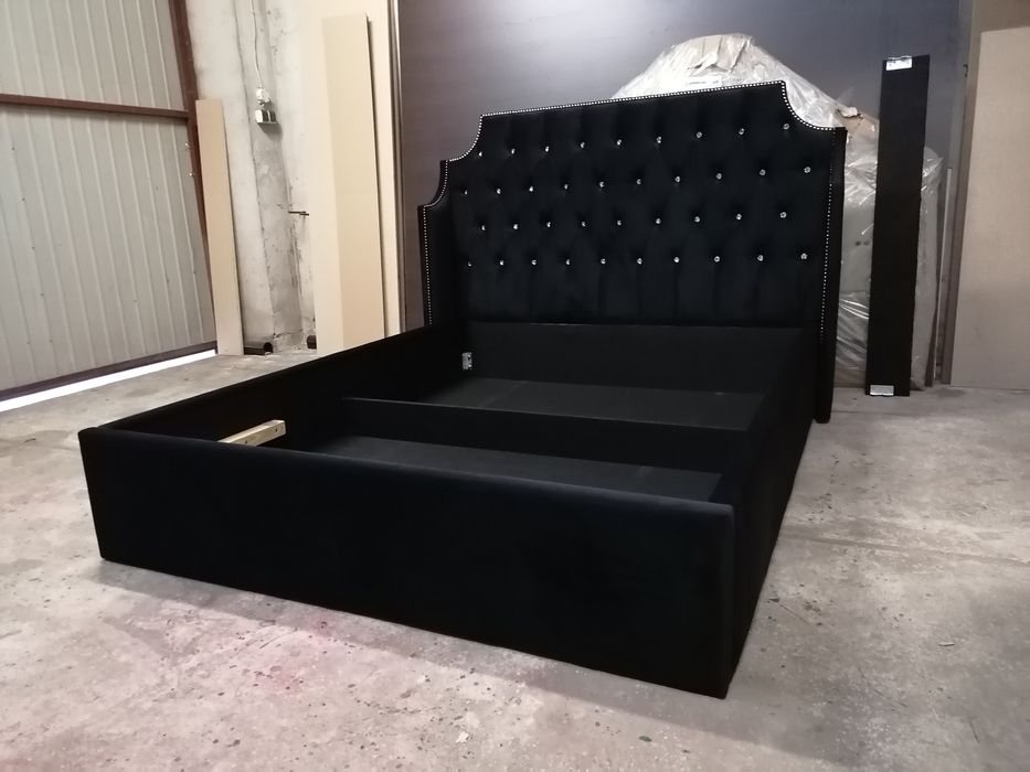 Łóżko pikowane glamour welwet swarowski kryształki chrom pinezki