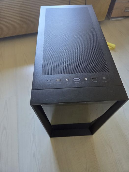 Komputer gamingowy RTX 5070 Ti / Ryzen 7 7700 / 32 GB RAM DDR5 / 2TB SSD / WIndows 11