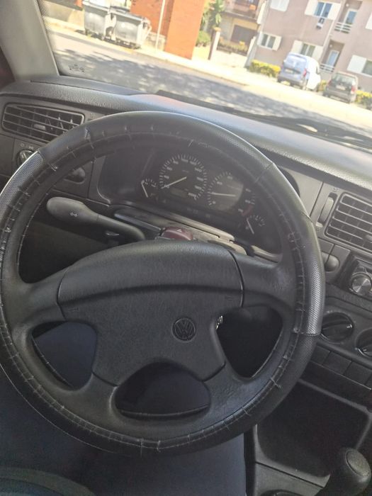 Vendo VW Golf 1.6