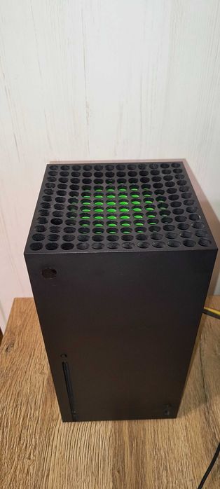 Консоль Xbox Series X
