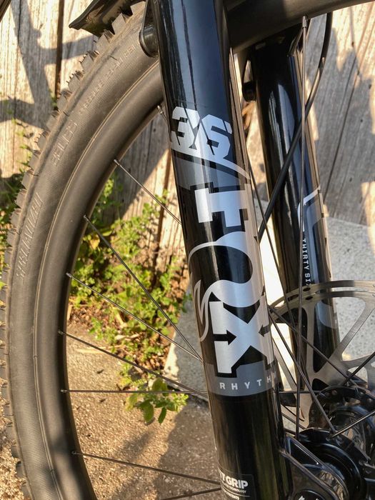 Specialized Turbo Levo apenas 72km. Garantia até julho de 2027