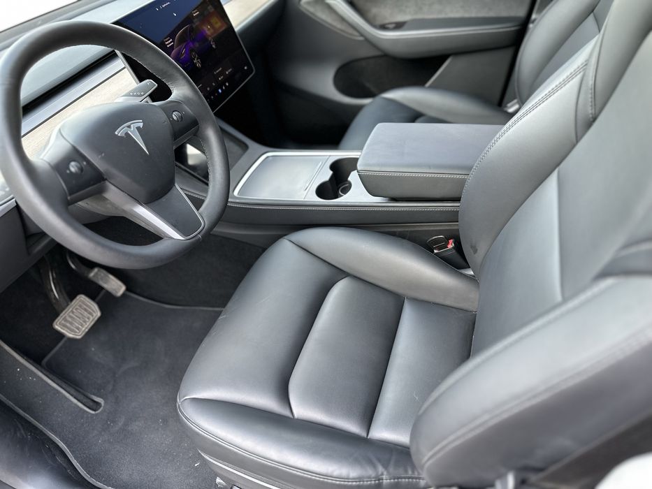 Продам Тесла модел Y