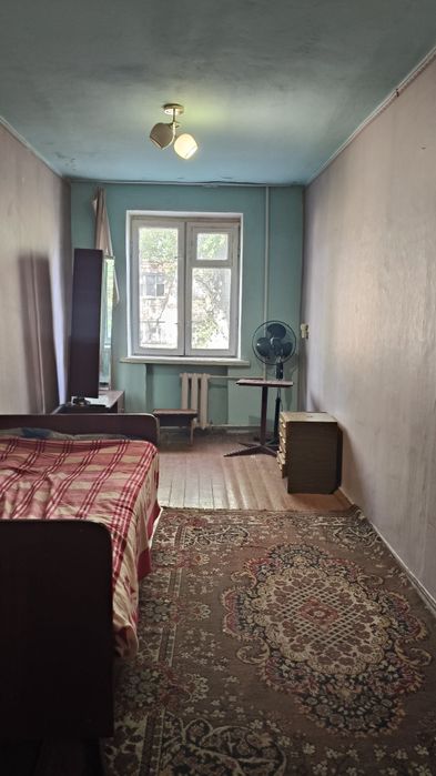 Продаж 3 кімнати в гуртожитку на 44 кварталі