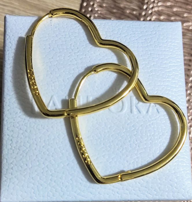 Kolczyki asymetryczne serca Loved złote S925