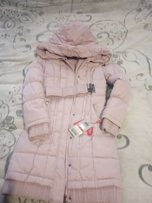 Пуховик жіночій , дуже теплий