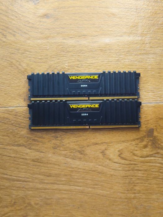 corsair ddr4 16gb 3000 - Купить электронику - Цены на OLX.ua