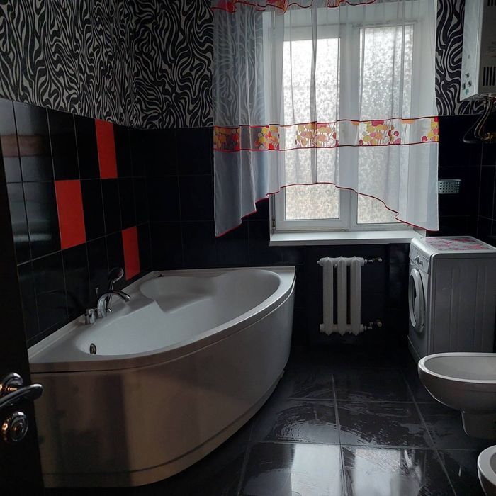 Почасово , посуточно - студия на Калиновой.