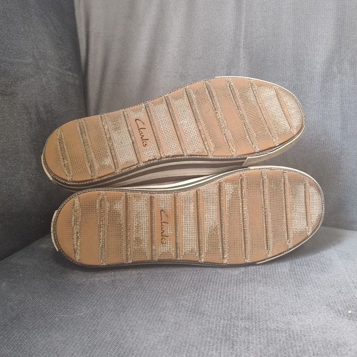 Кеди шкіряні Clarks