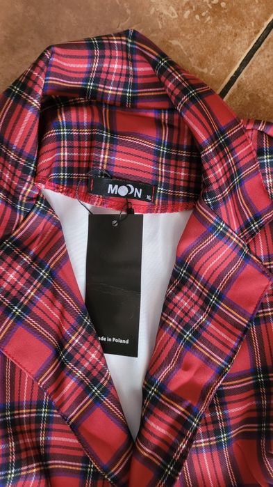 Garnitur damski w kratkę