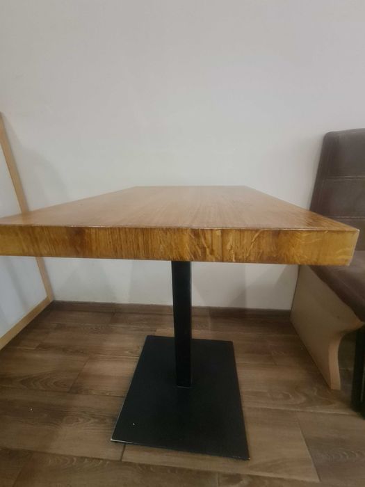 Стіл барний дерев'яний