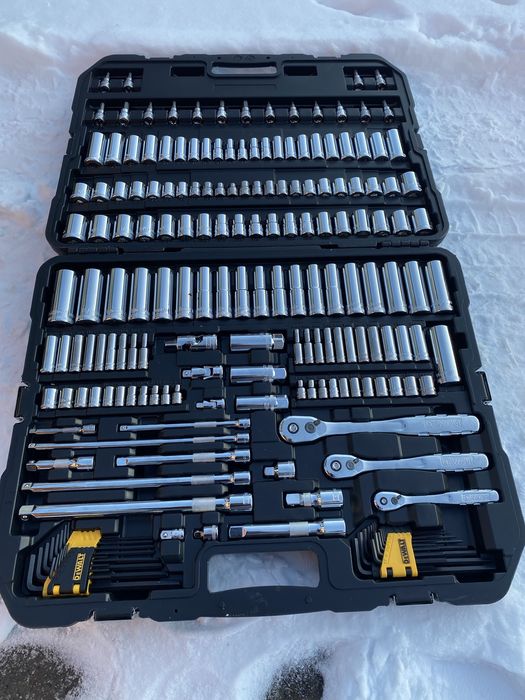 Набір ключів Dewalt