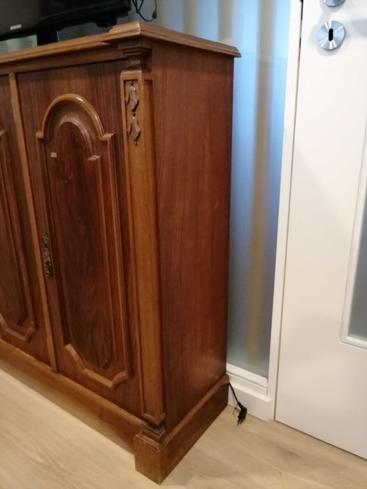 aparador em madeira (2)