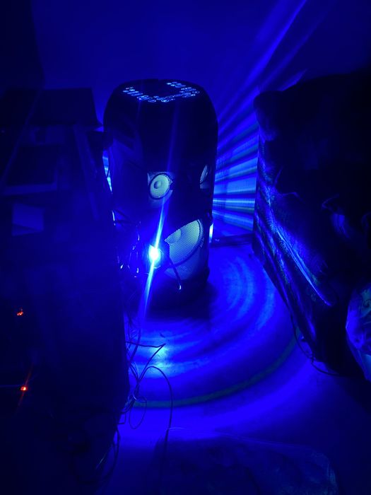 Sony  mhc v72 d продаю мощный музыкальный центр