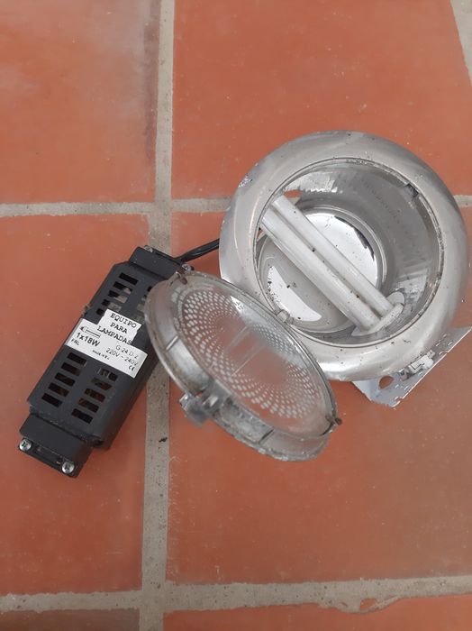 Projectores fluorescentes  18 w de encastre