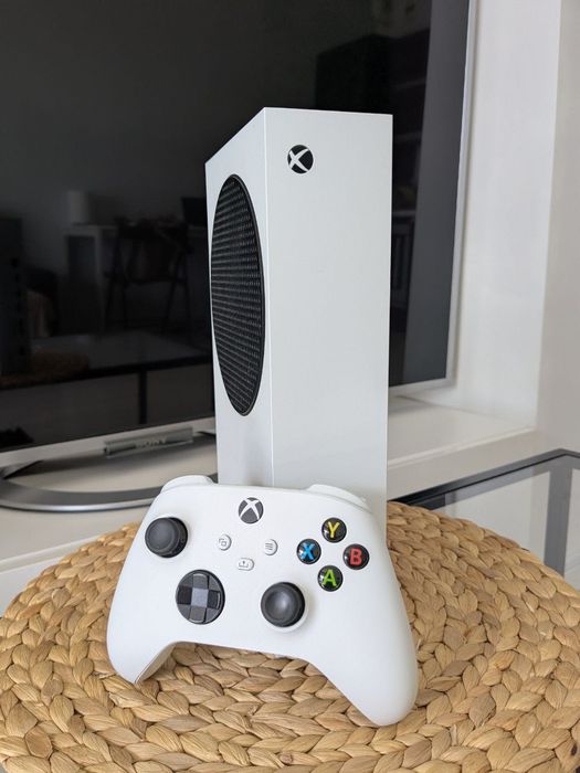 Konsola Xbox Series S 512GB – Świetny stan