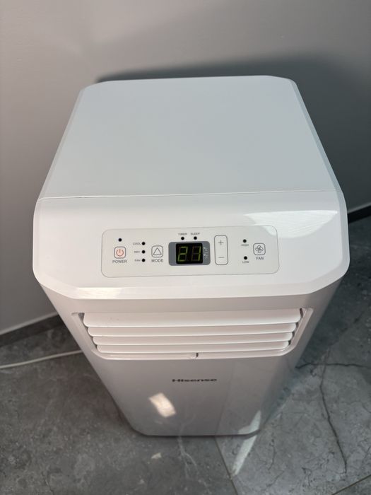 Klimatyzator przenośny Hisense VAPC09 2,5 kW 9000 BTU – pilot + zestaw okienny