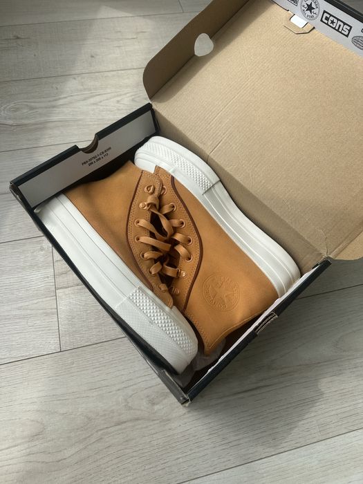 Converse - Women's Chuck Taylor All Star Lift Platform High Top Shoes