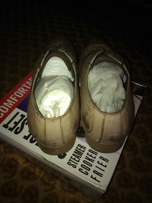 Продам кожаные туфли