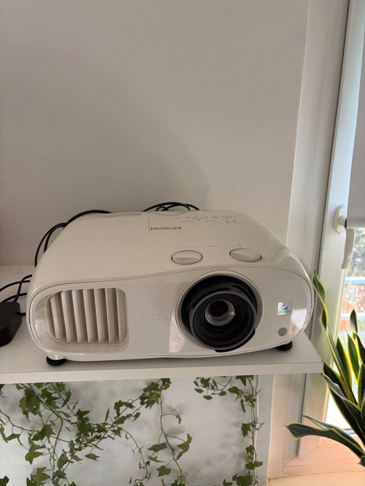 Rzutnik Epson TW7000 4K