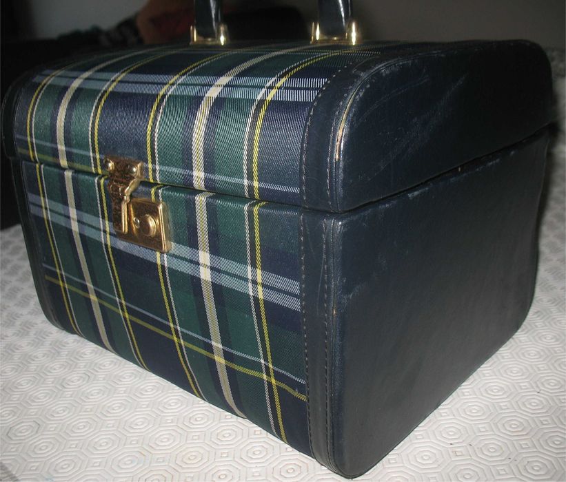 Mala de Viagem Necessaire de Senhora