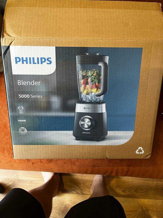 Блендер стаціонарний Philips HR3020/20