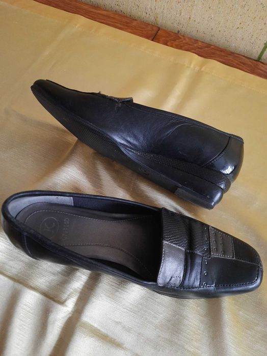 Туфлі натуральна шкіра 39р