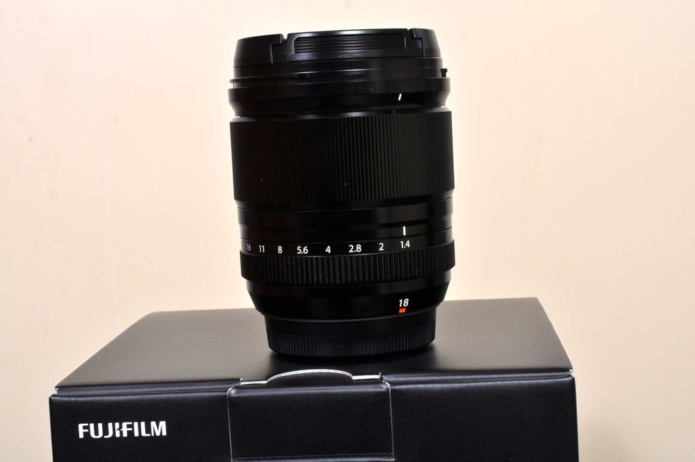 Fuji XF 50x140 WR F: 2.8 + XF 18mm F: 1.4 como NOVO. Caixa, Acessórios
