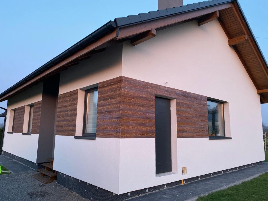 Imitacja deski elewacyjnej plaster już w kolorze na elewacje dociepleń