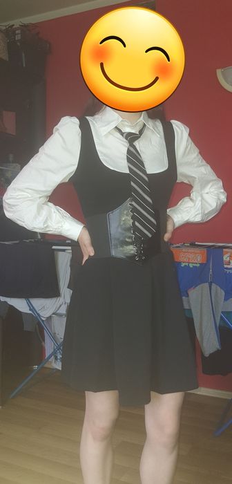 Sukienka, strój galowy