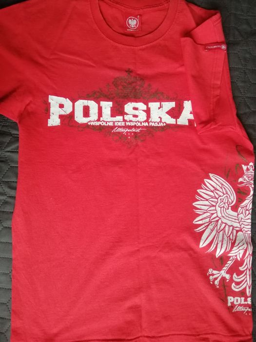 Sprzedam 2 koszulki patriotyczne