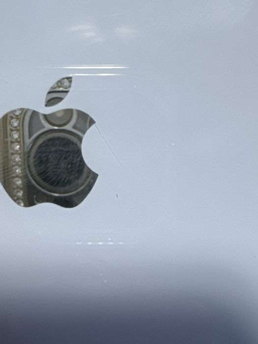 Айфон 11 продаю