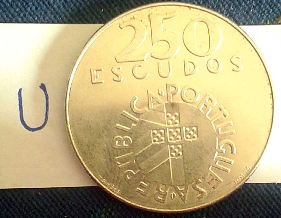 moeda PRATA 250$ "25 de Abril".  SILVER coin