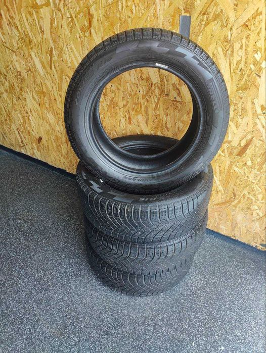 Зимова гума Pirelli Ice Zero 205/55/16 резина зимова