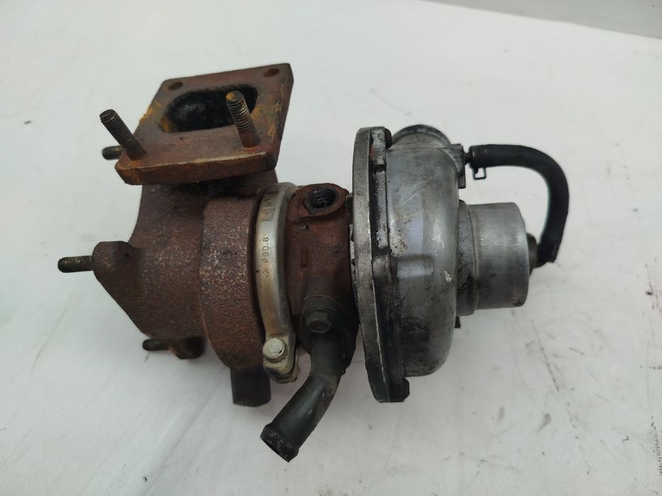Turbo / compressor KIA Carnival II (GQ)