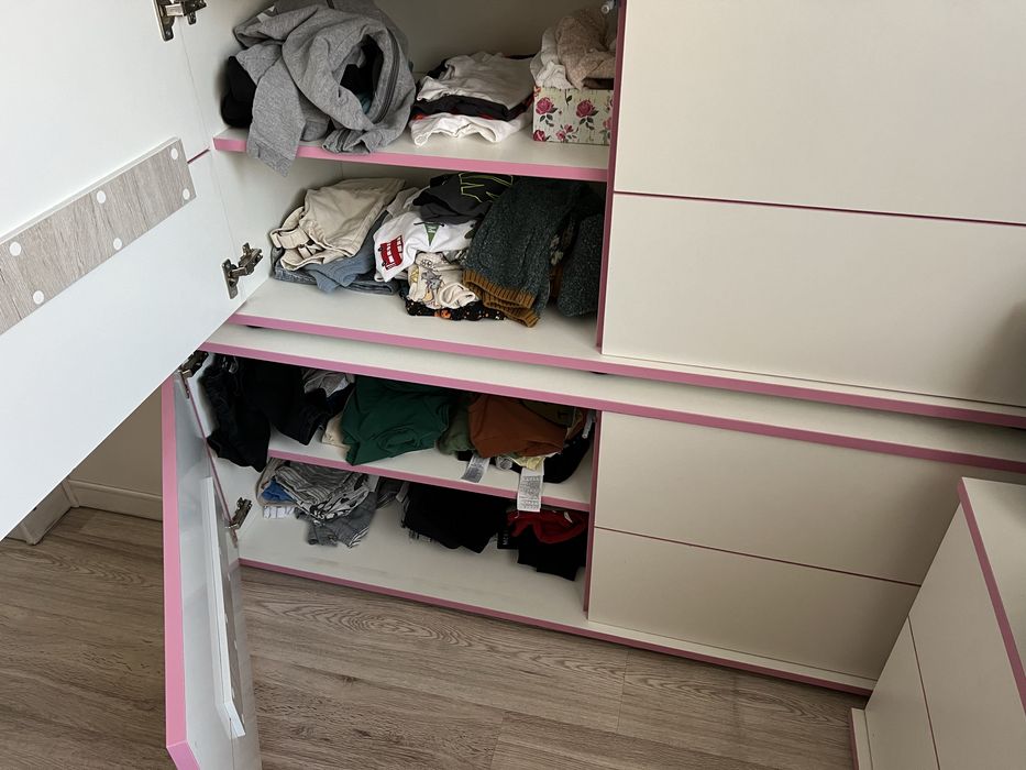 Меблі / тумбочки