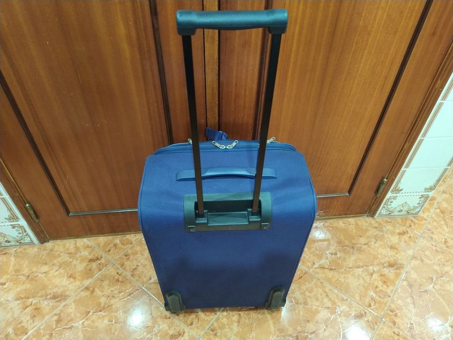 Mala malas de porão até 23 kg viagem casa quarto apartamento carro.