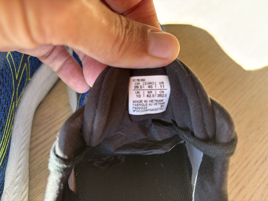 Sapatilhas Tenis corrida ASICS Gel Stratus 2, tam 45 (11 US)