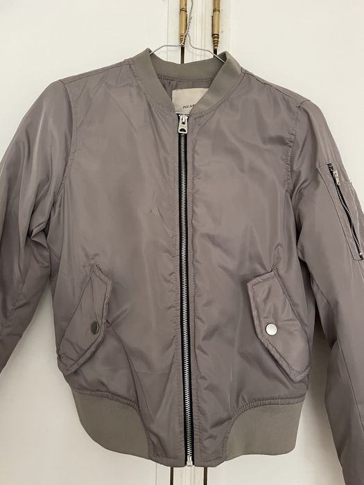 Casaco cinzento, bomber da pull and bear