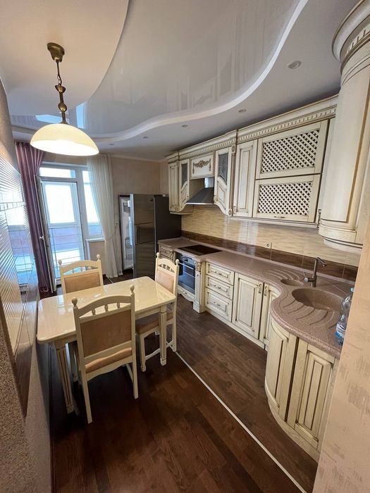 Класна квартира на 5 школі.