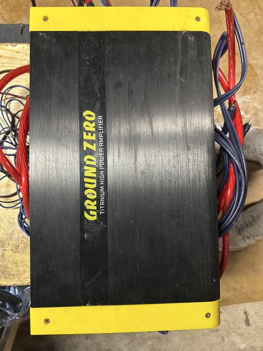 Wzmacniacz Ground Zero + kable