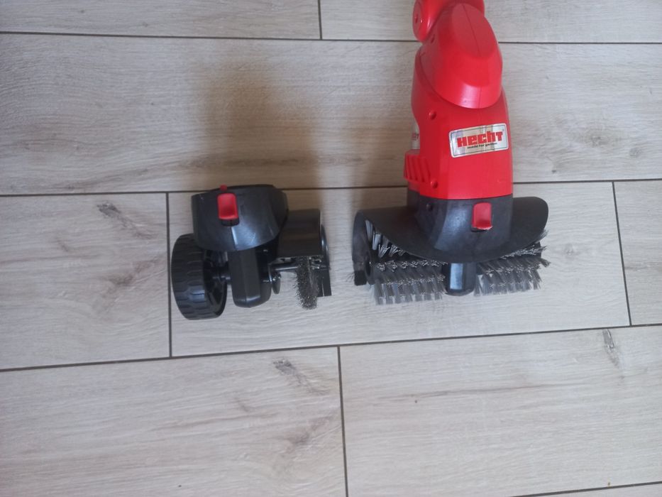 Zamiatarka elektryczna do kostki brukowej