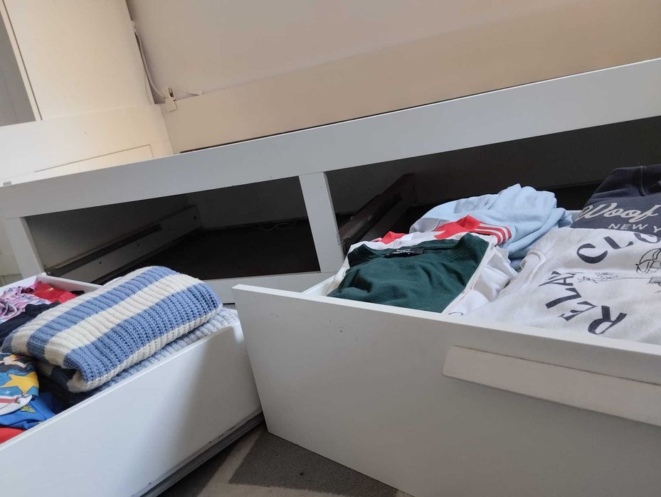 Cama Individual / Casal Brimnes Ikea