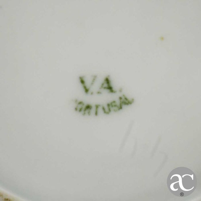 Pequeno Prato hexagonal porcelana Vista Alegre, com brasão