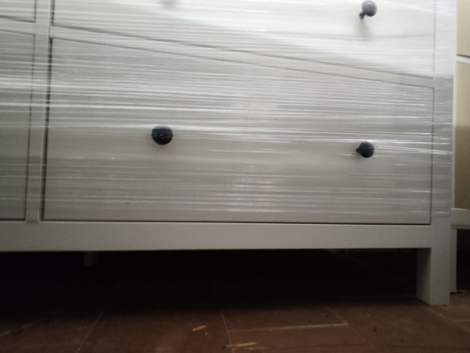 Cómoda hemnes IKEA 8 gavetas