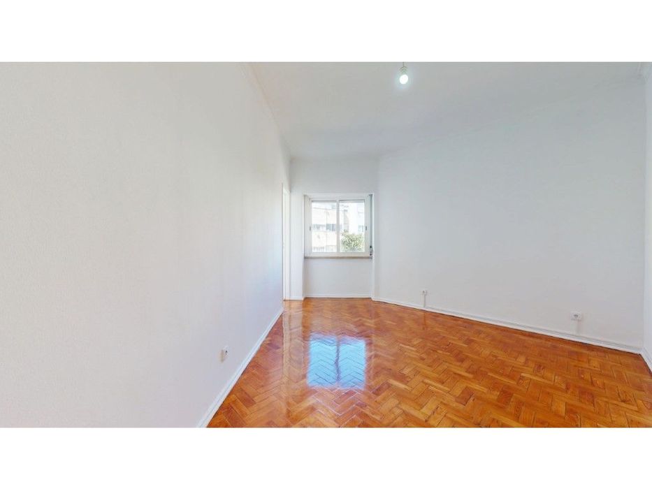 T2 com 84 m² na Amadora