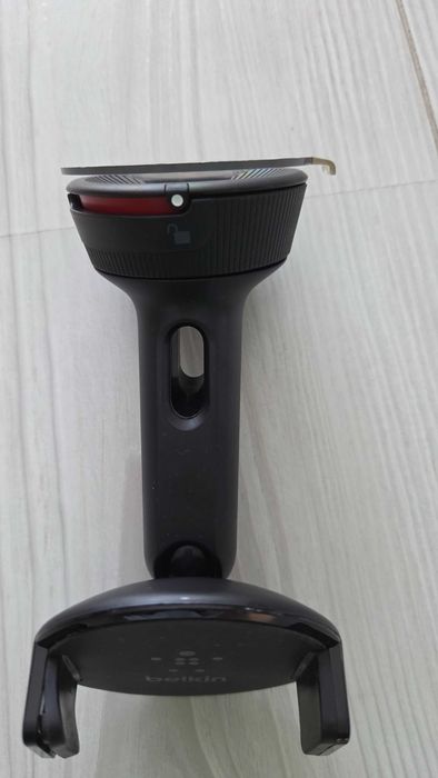 Suporte telemovel universal Belkin
